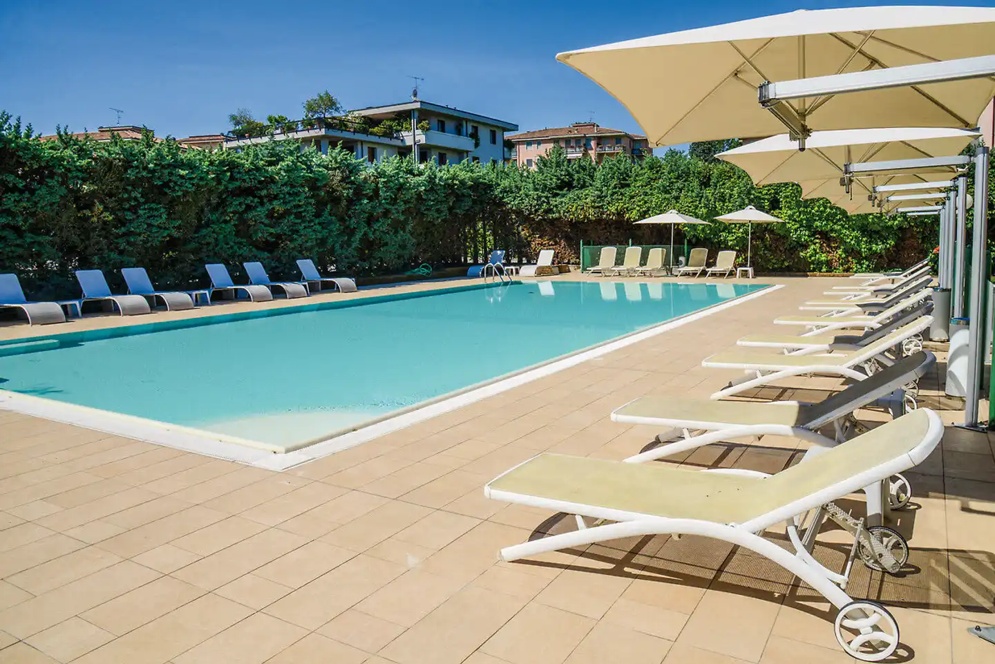 Oliveto Pool