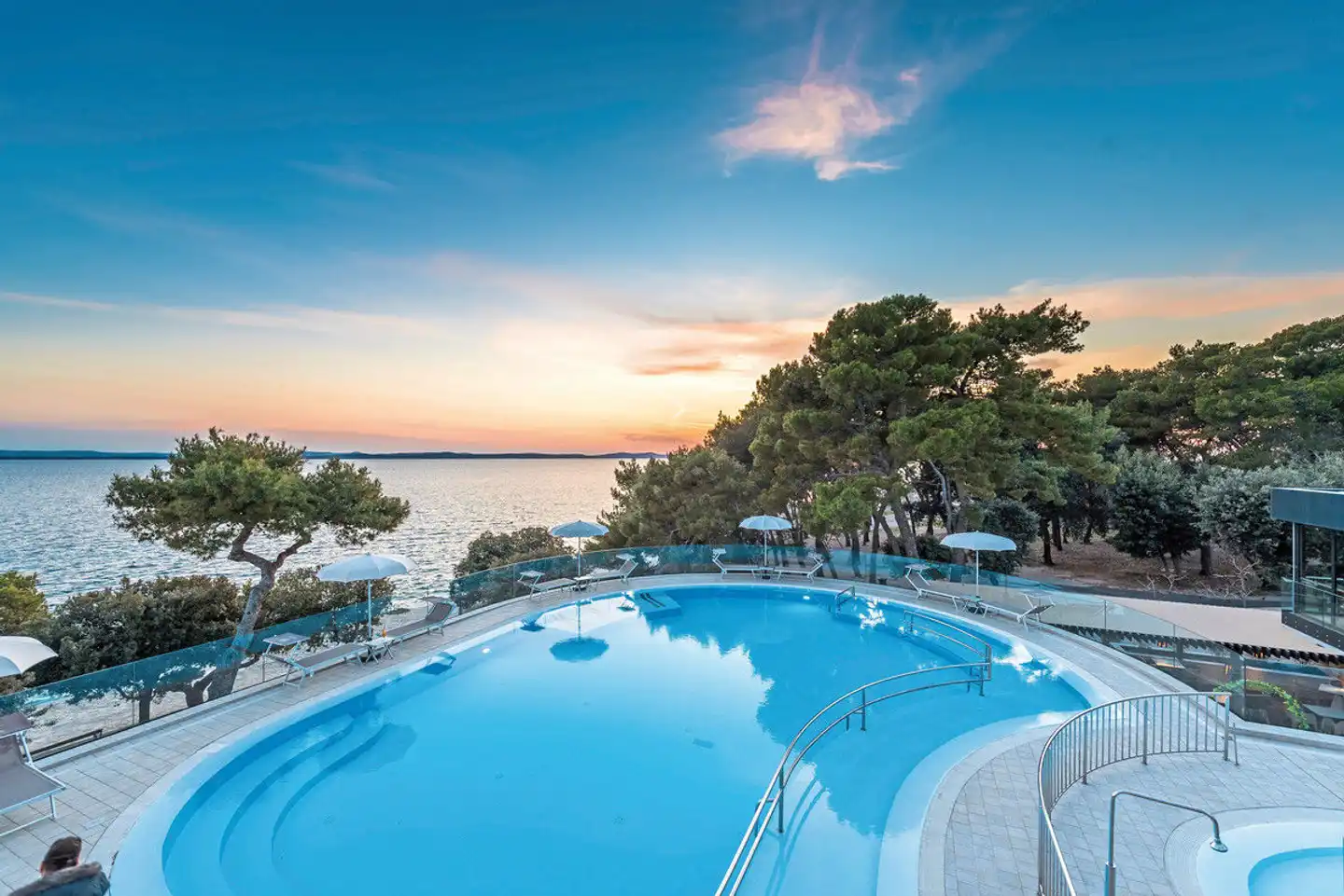 Pinija Pool