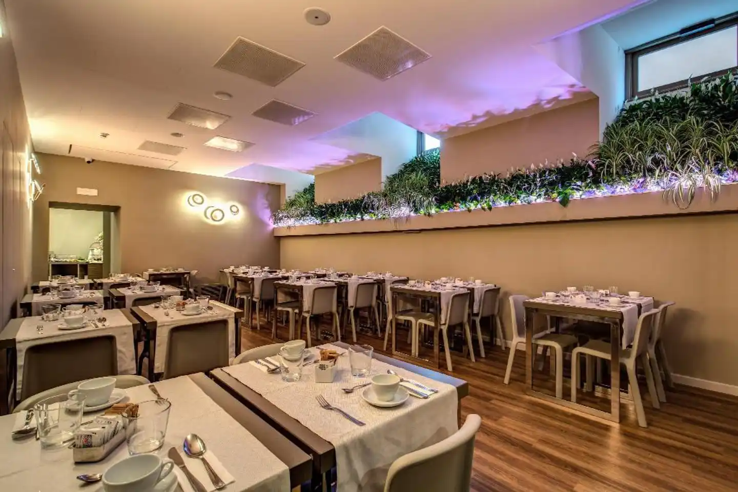 Al Manthia Hotel Restaurant