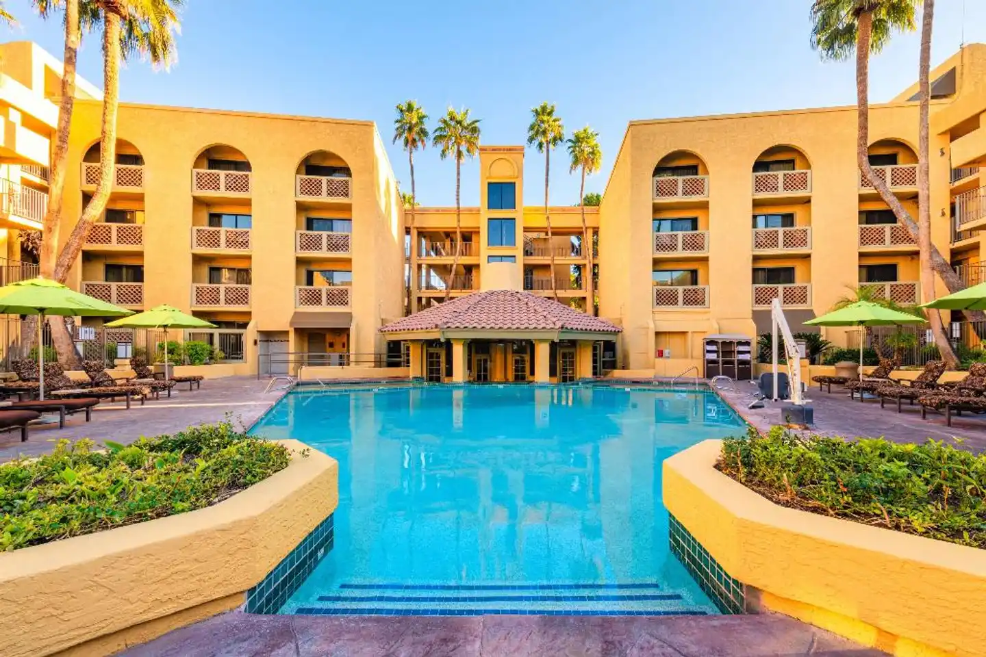 Pointe Hilton Squaw Peak Resort Pool