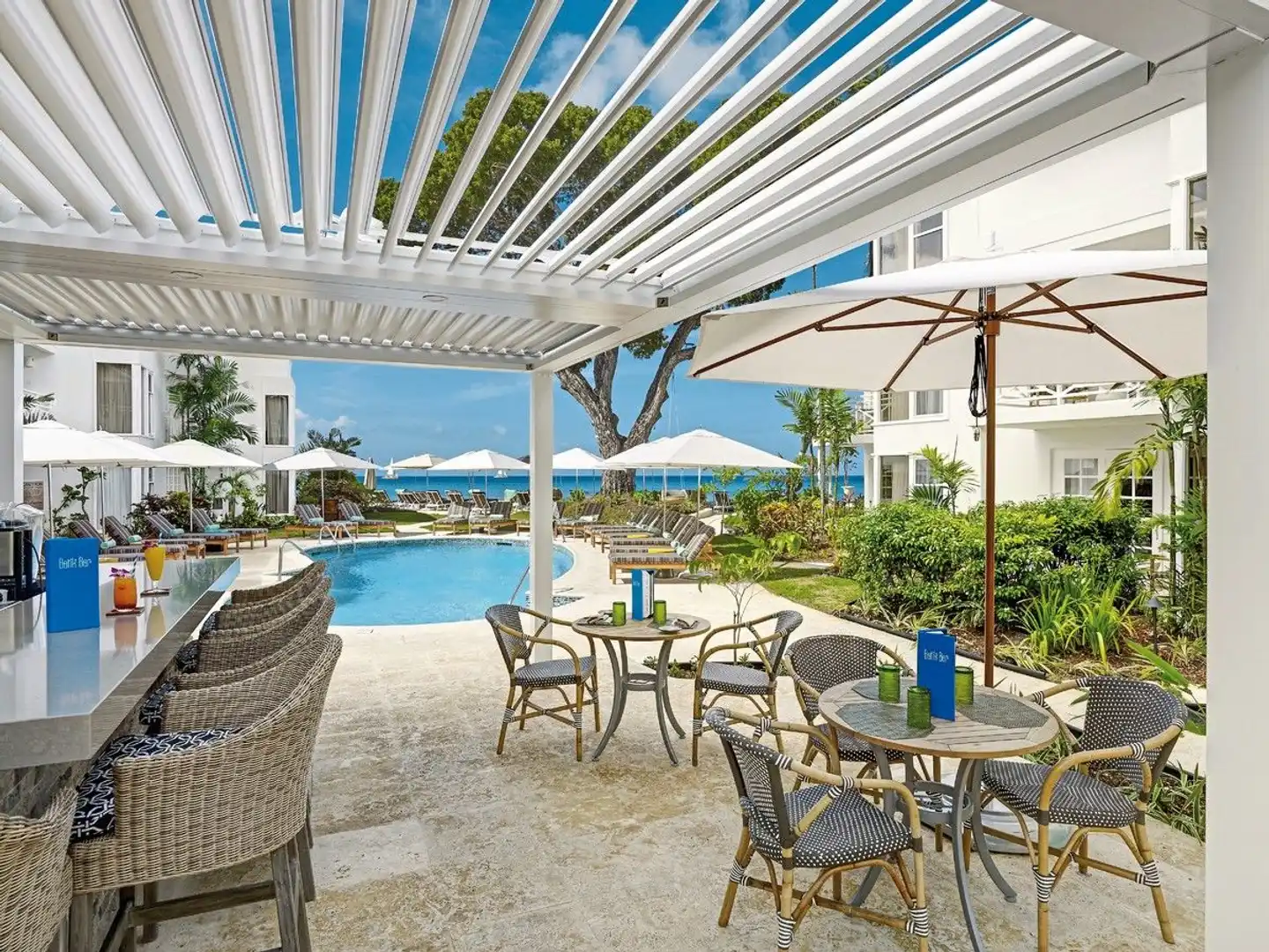 Treasure Beach Art Hotel, An Autograph Collection All-Inclusive Resort Terrasse