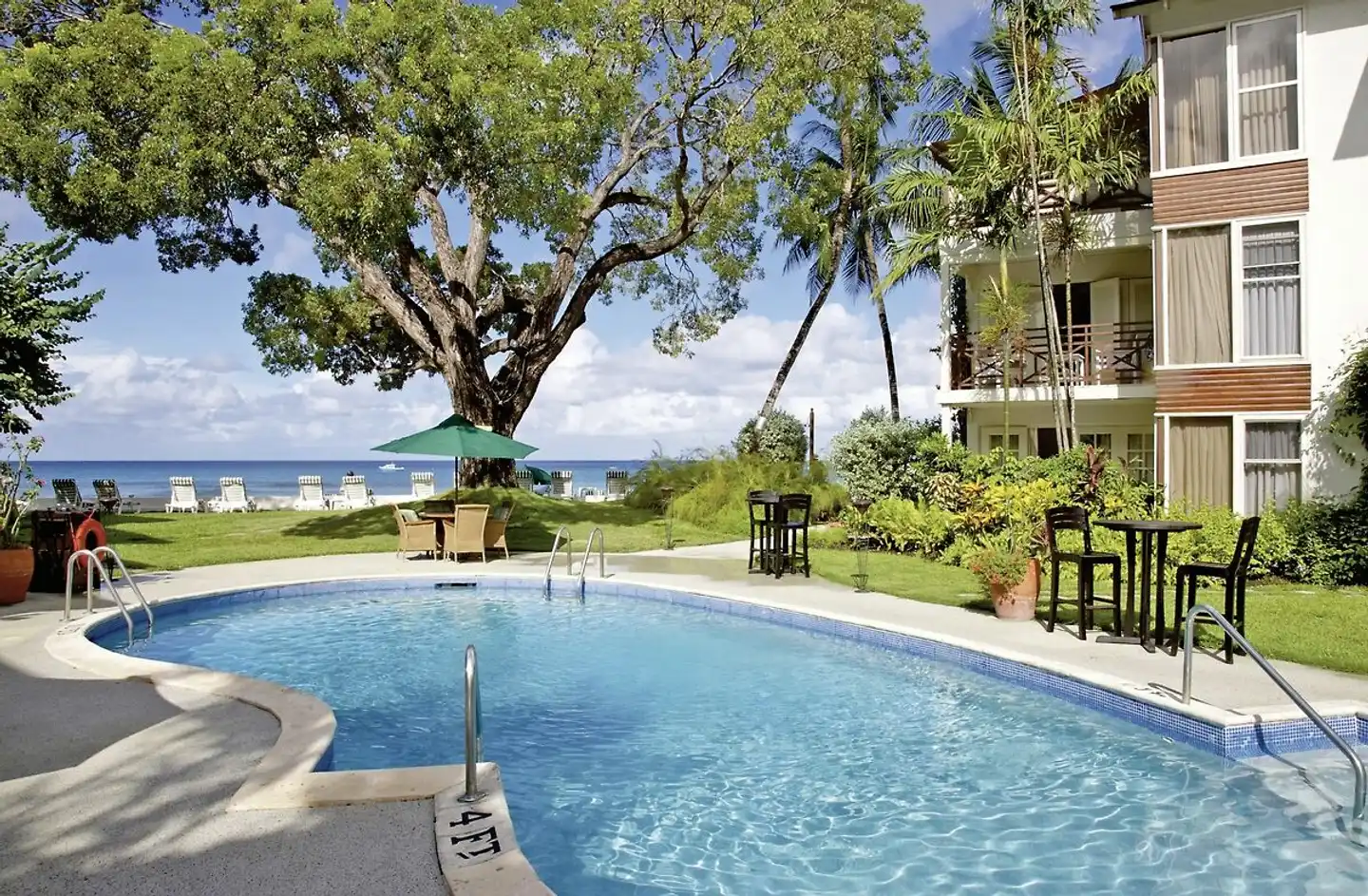 Treasure Beach Art Hotel, An Autograph Collection All-Inclusive Resort Pool
