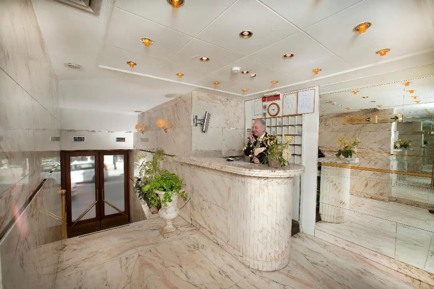 Tritone Rome Lobby