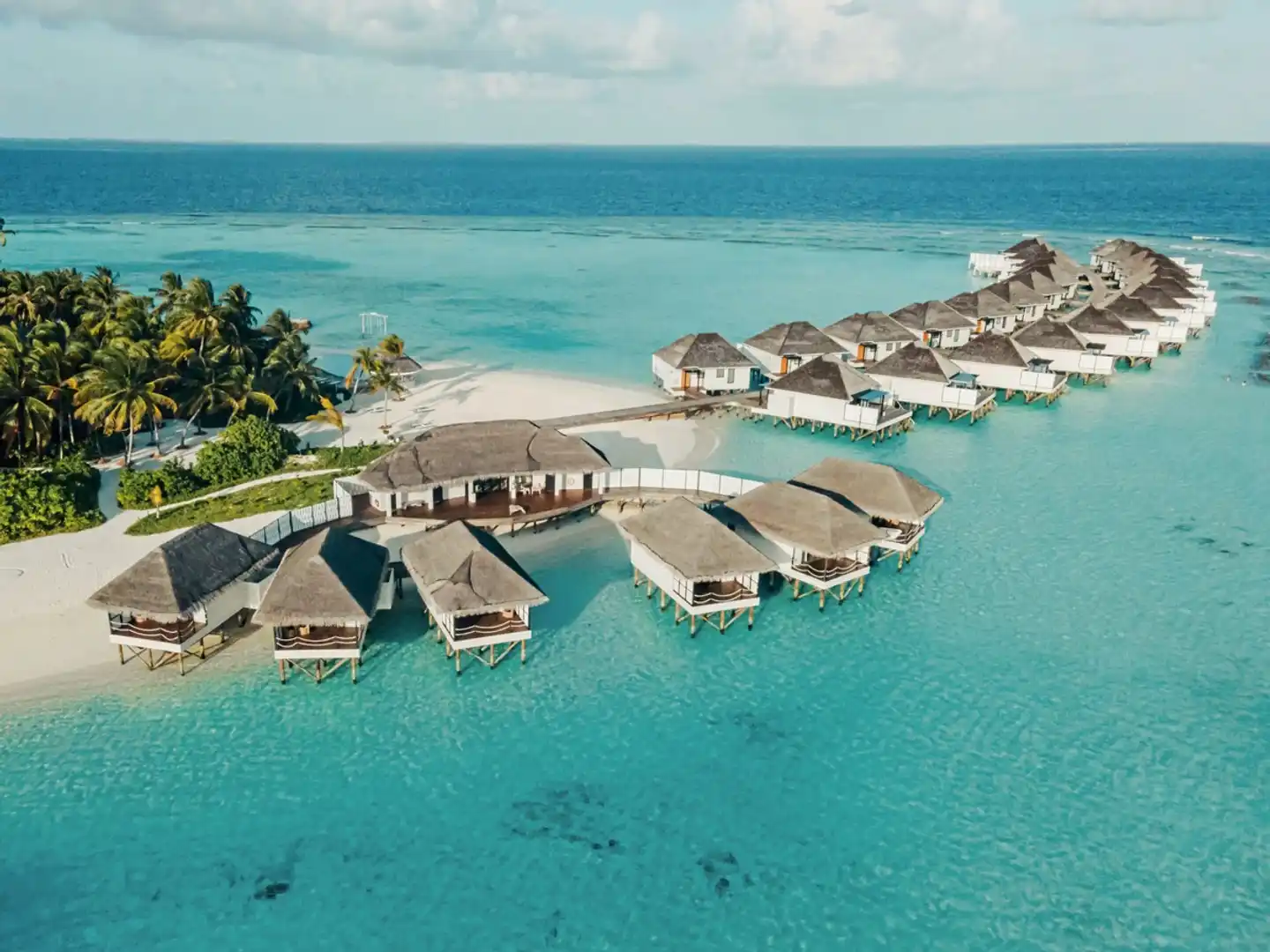 Nova Maldives Pool