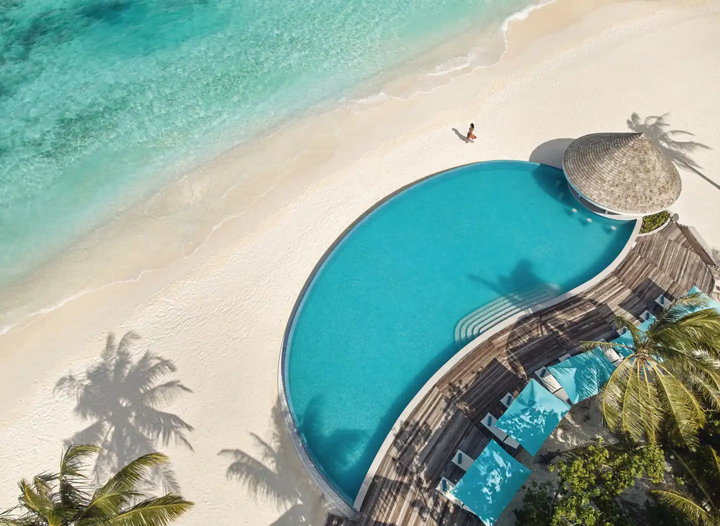 Nova Maldives Pool