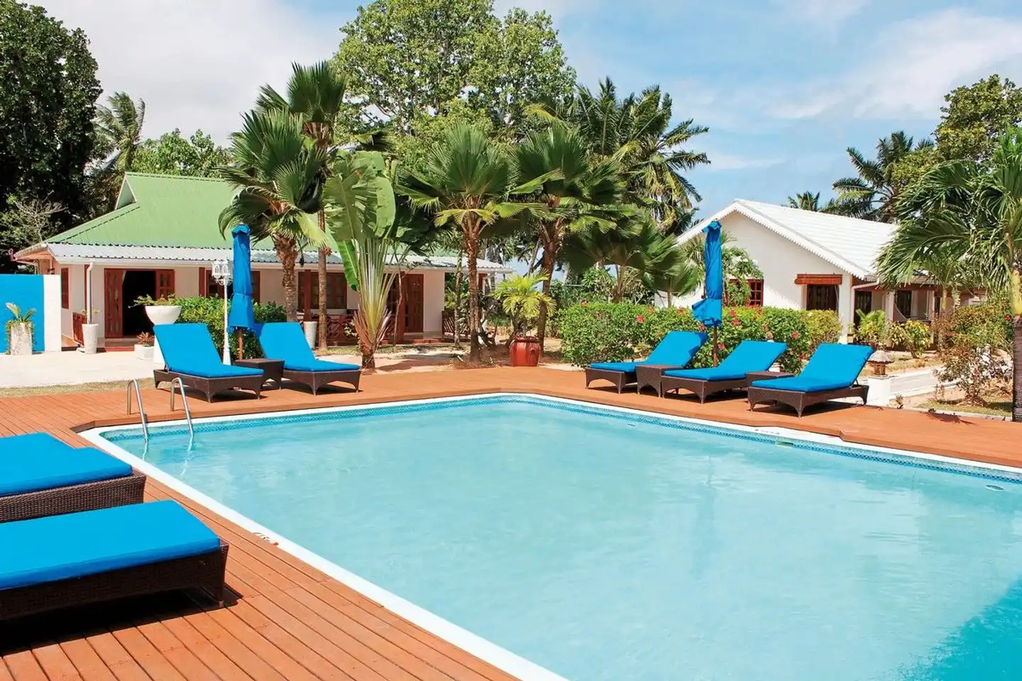 Villas de Mer Hotel Pool