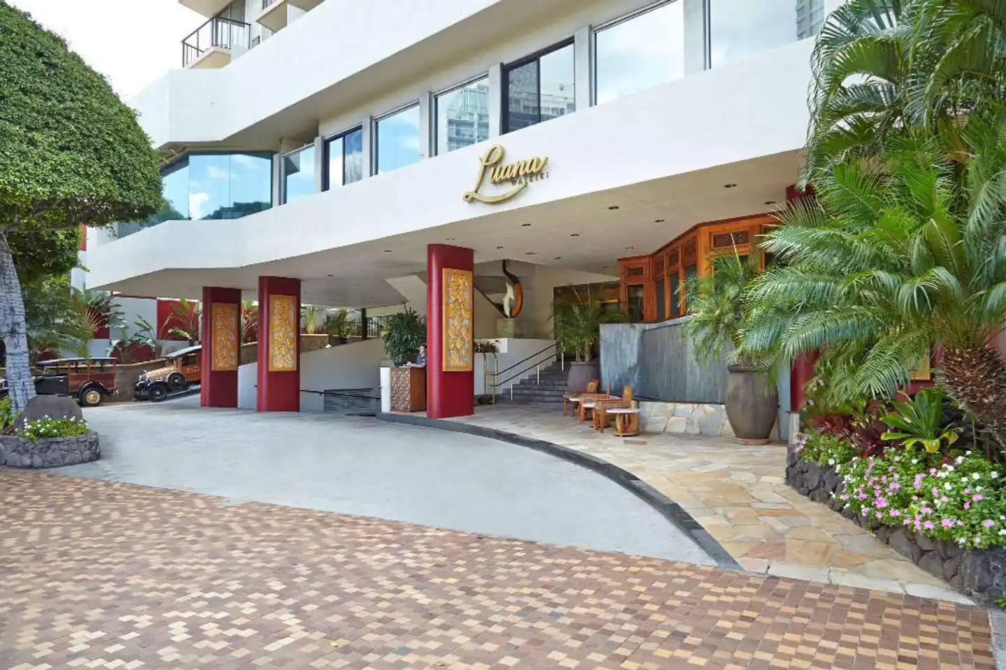 Luana Waikiki Hotel & Suites Aussenansicht
