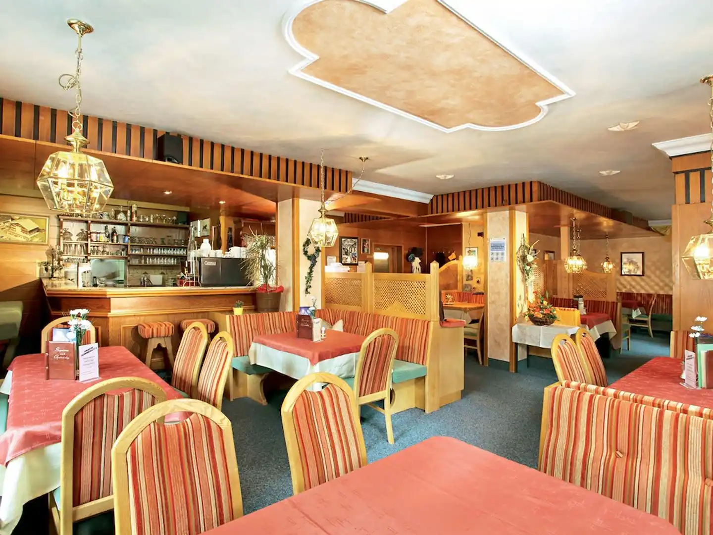Gasthof Weisskugel Bar