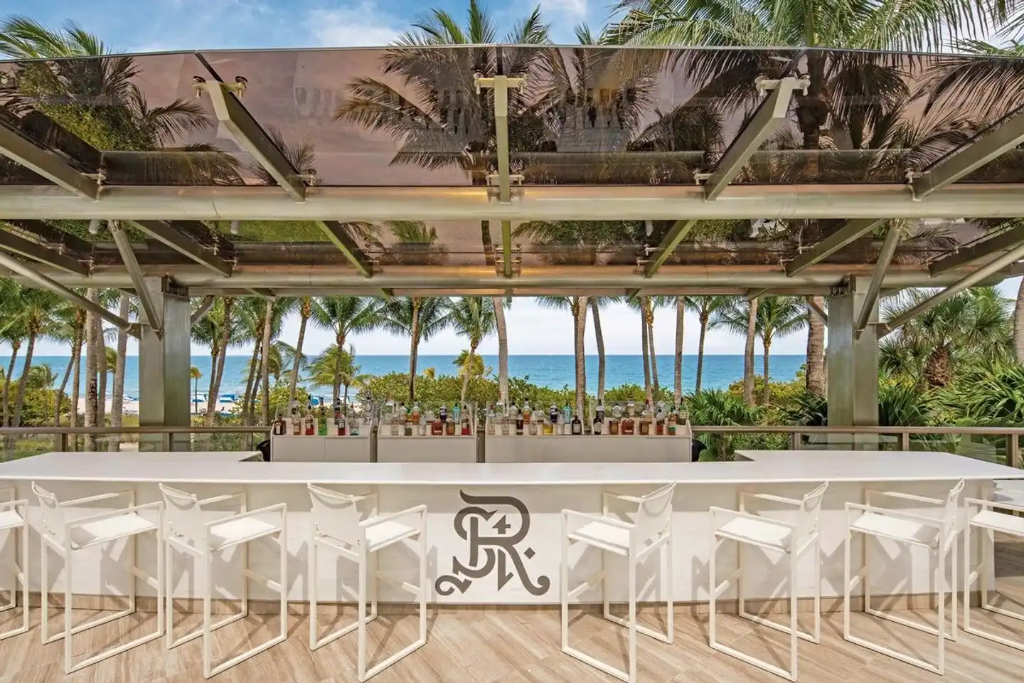 The St. Regis Bal Harbour Resort Terrasse