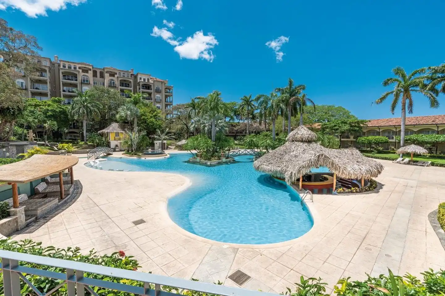 Tamarindo Diriá Beach Resort Pool