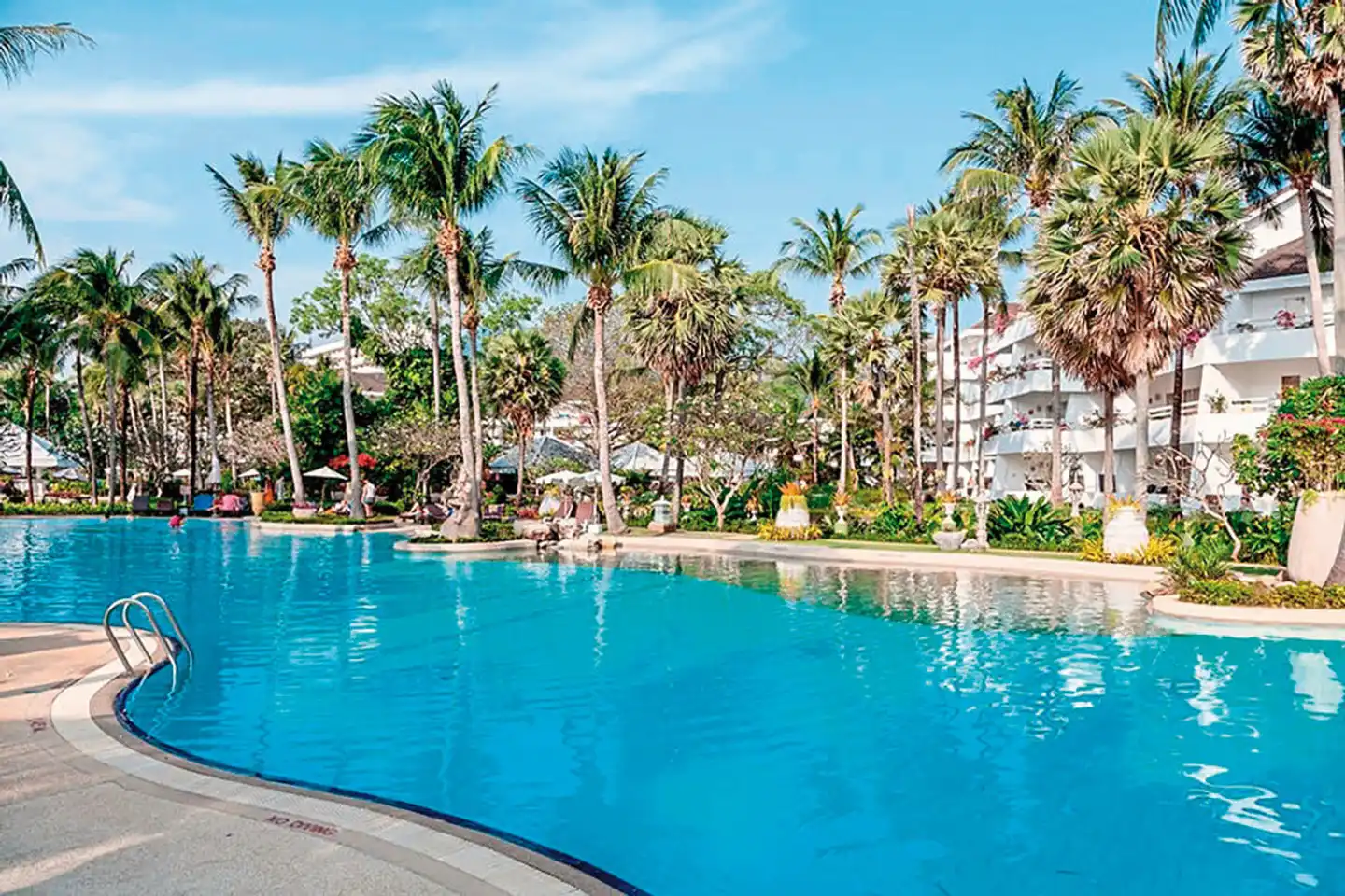 Thavorn Palm Beach Resort Pool