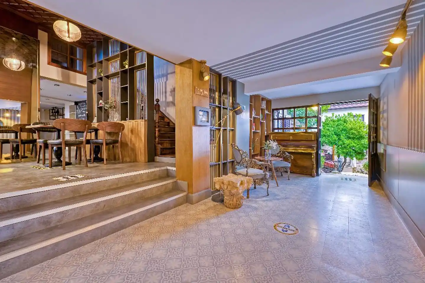 Dogan Hotel Lobby