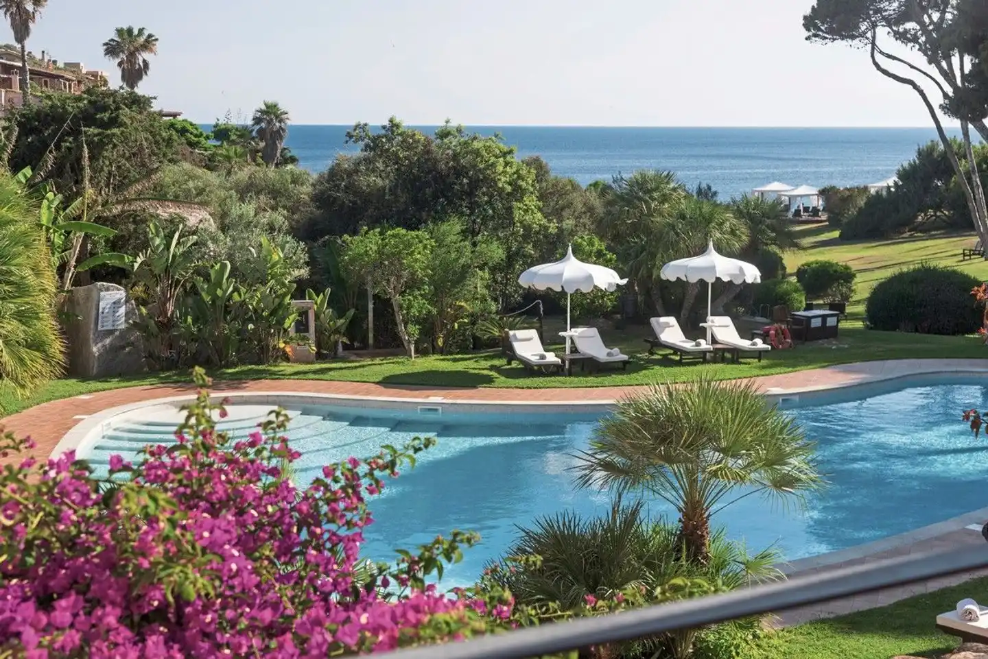 Cala Caterina Pool