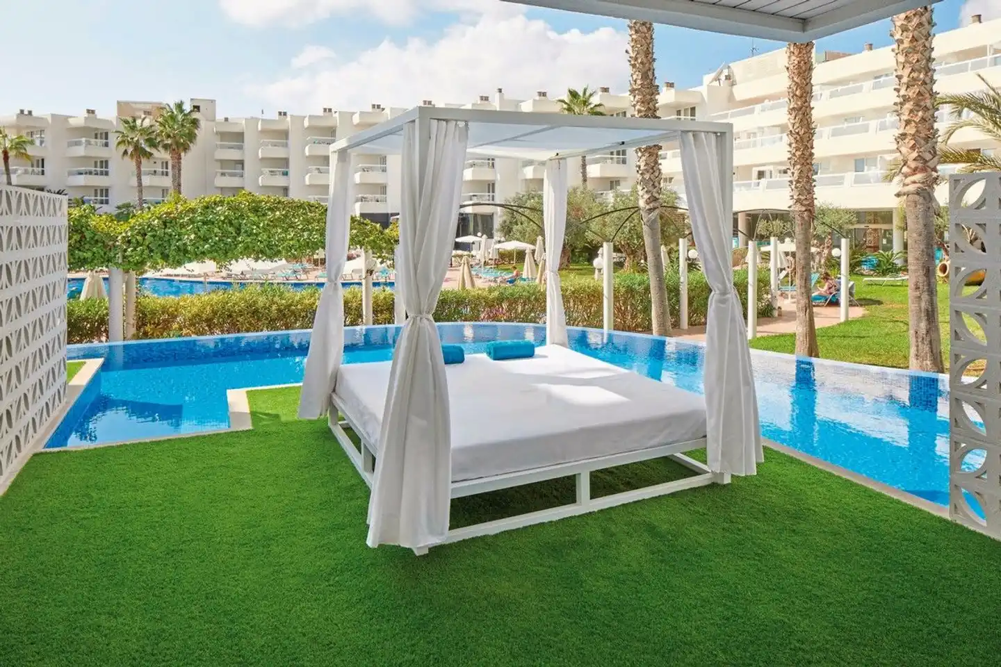 Tropic Garden Garten