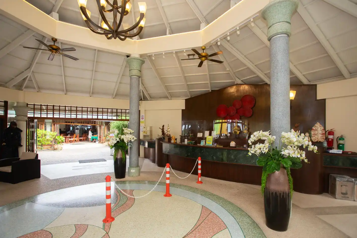 Golden Beach Resort Lobby