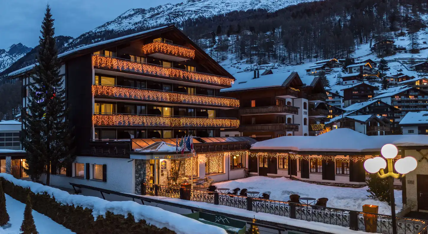 Alpen Resort Hotel Aussenansicht