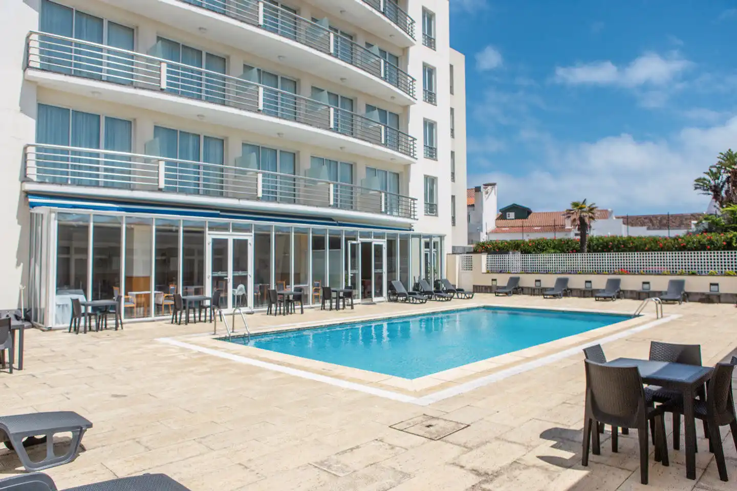 MS Vila Nova Hotel Pool