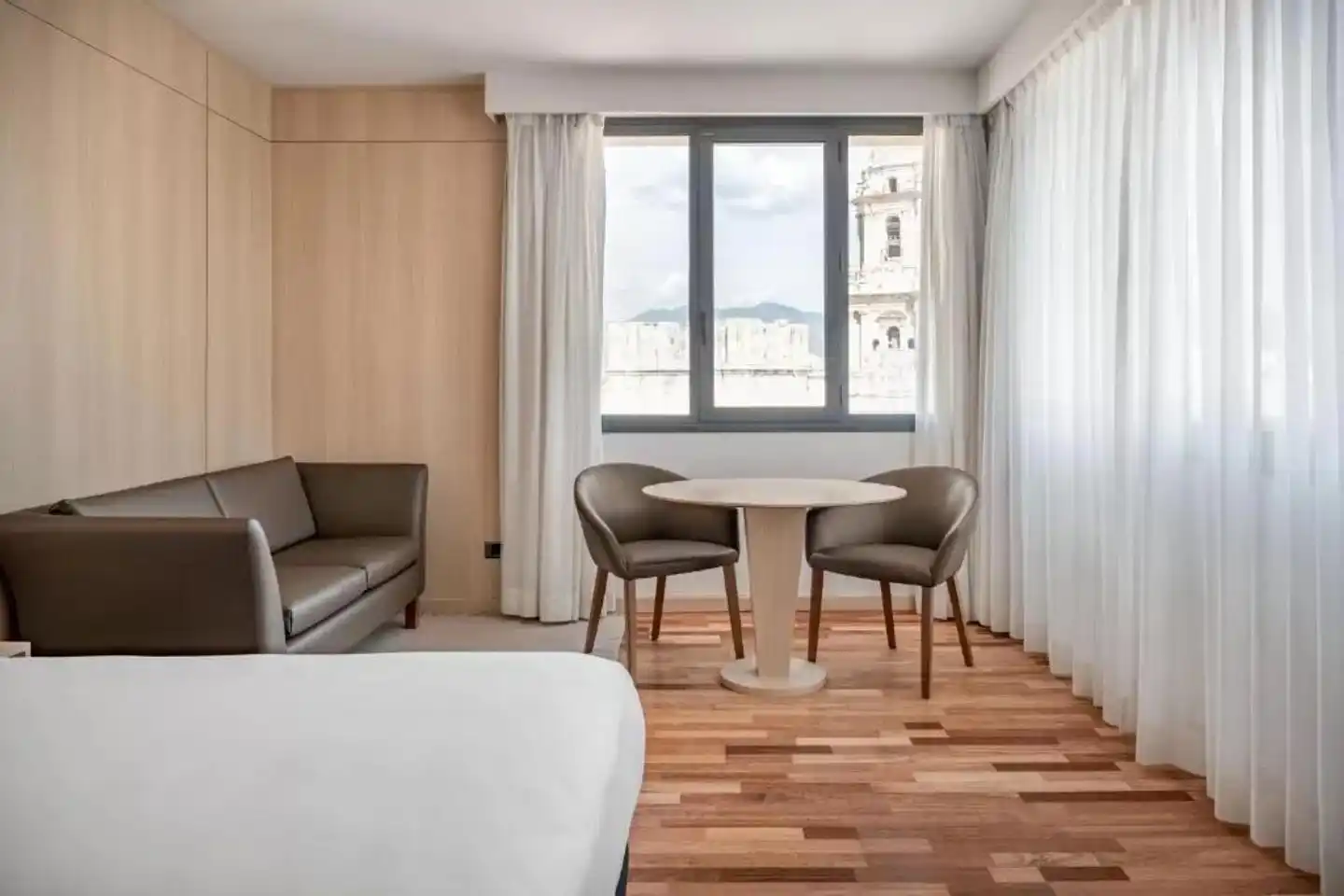AC Hotel by Marriott Málaga Palacio Wohnbeispiel
