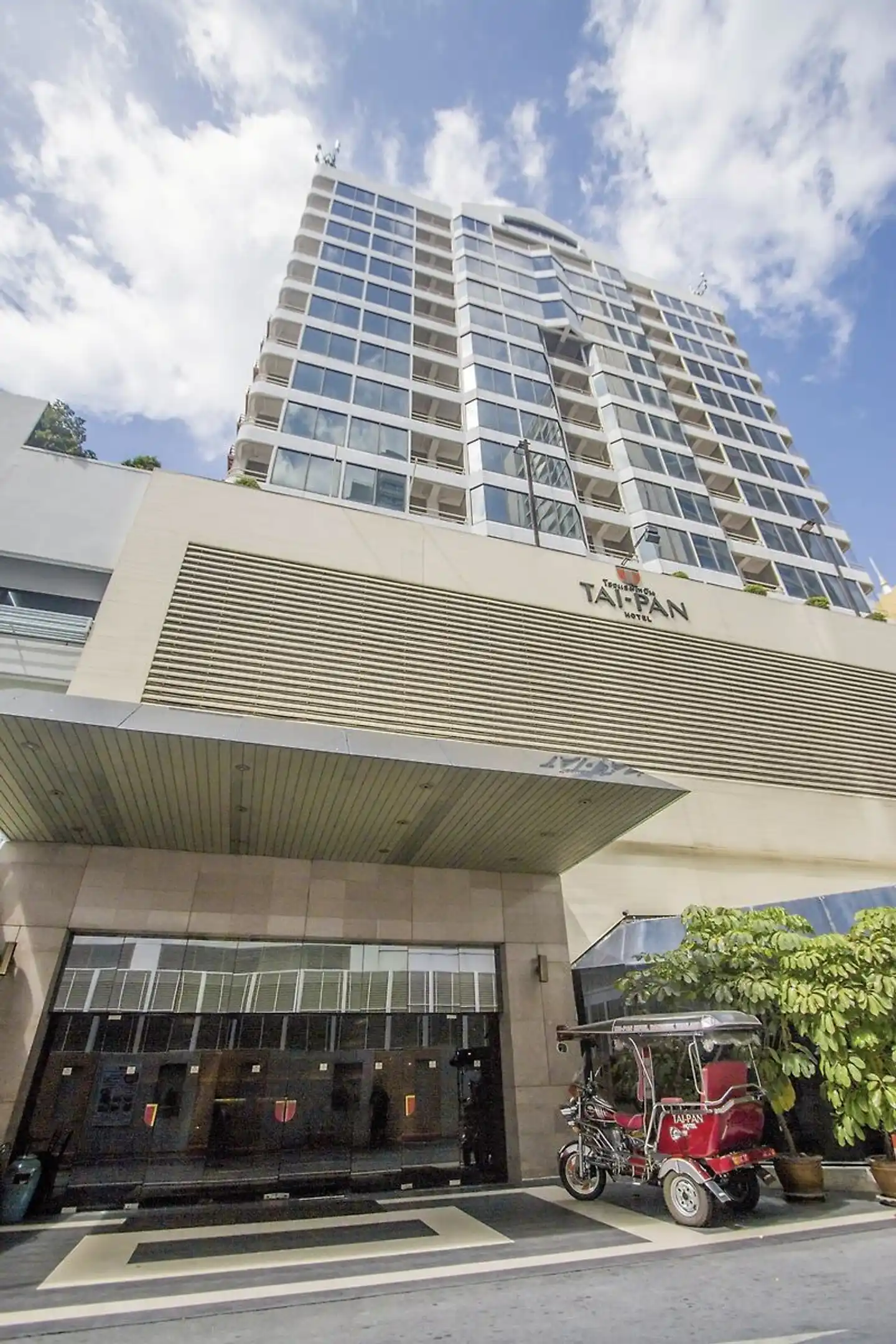 Tai-Pan Hotel Bangkok Aussenansicht