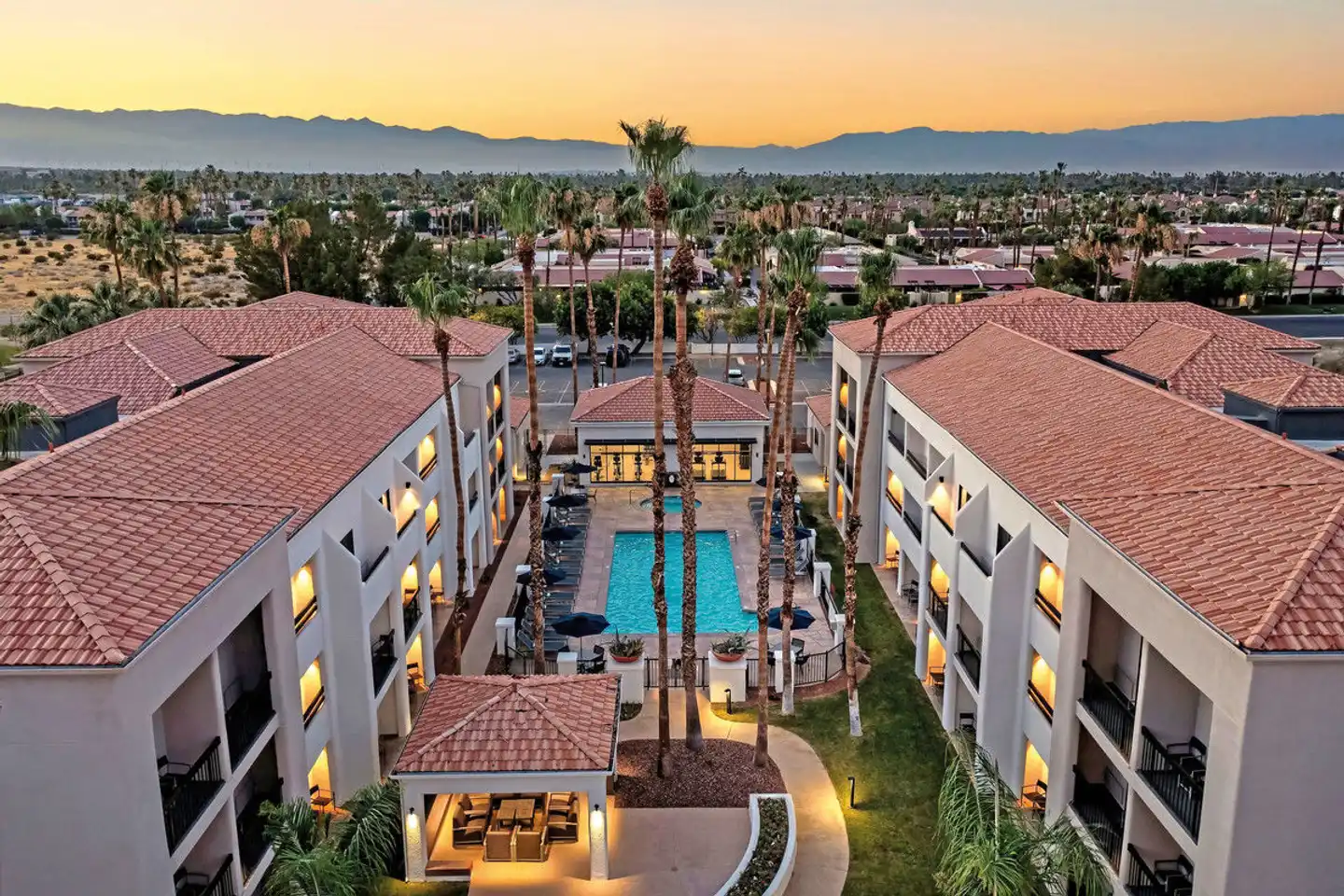 Courtyard by Marriott Palm Springs Aussenansicht