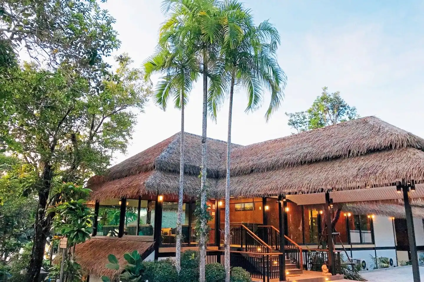 Tup Kaek Sunset Beach Resort Terrasse