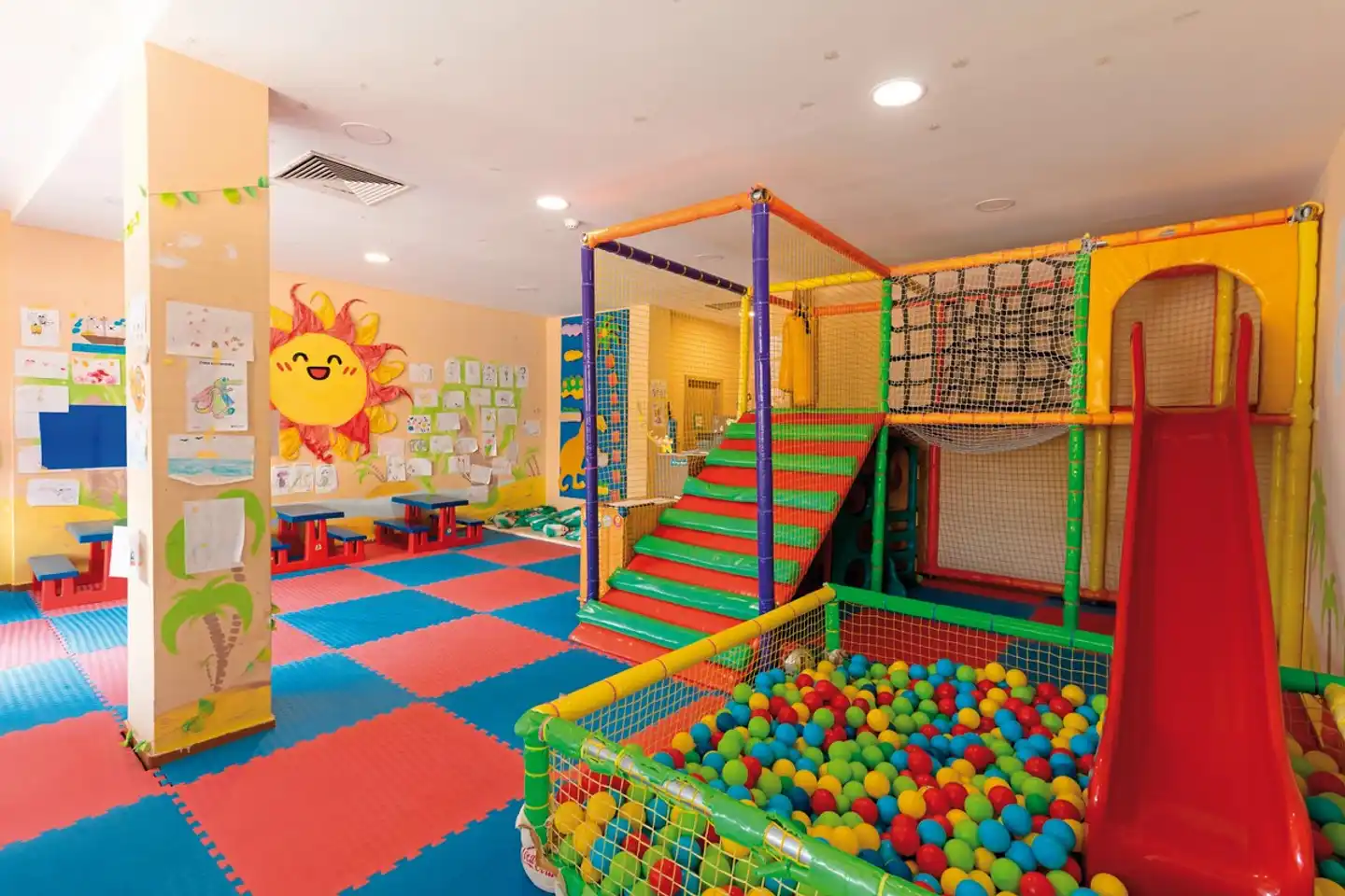 Tiara Beach Sport und Entertainment