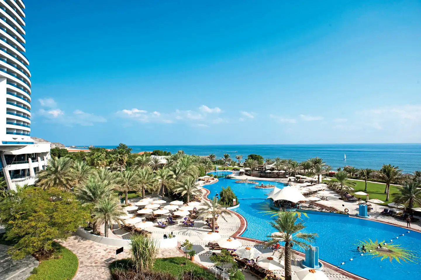 Le Meridien Al Aqah Beach Resort Pool