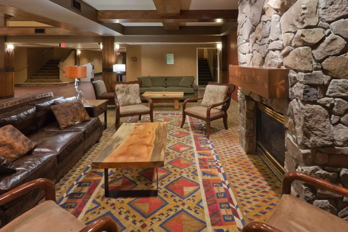 Holiday Inn West Yellowstone Lobby
