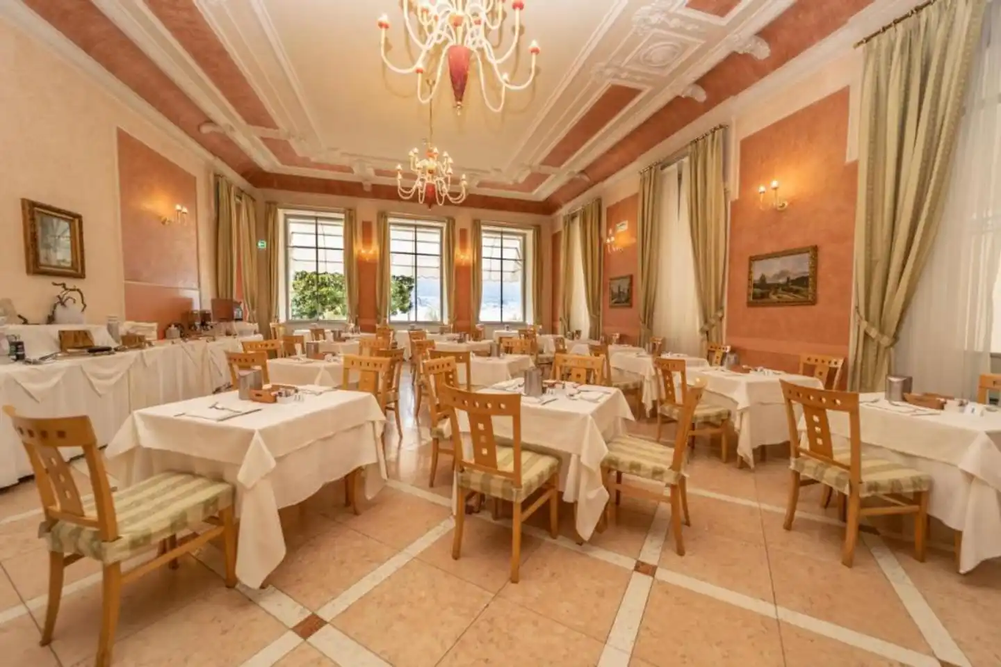 Hotel Pallanza Restaurant