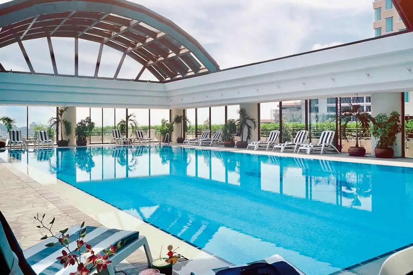 Pan Pacific Hanoi Hallenbad
