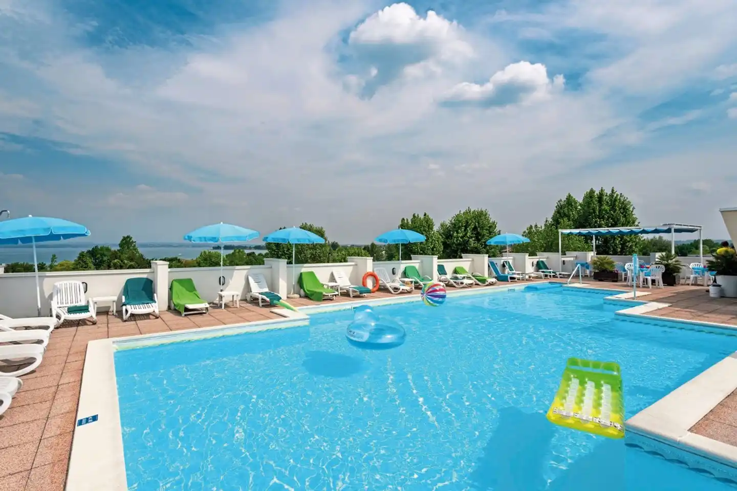 Alfieri Pool