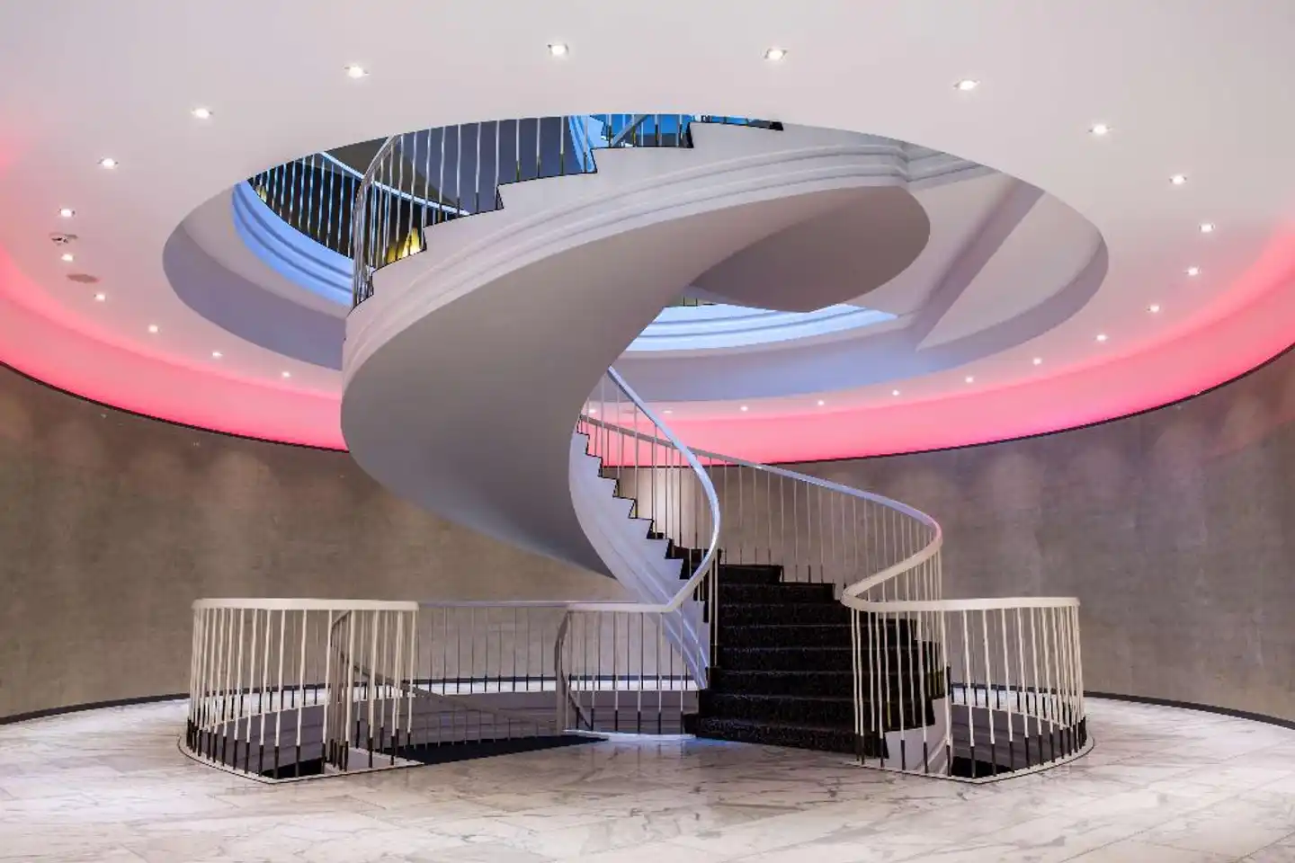 Park Inn by Radisson Lübeck Lobby