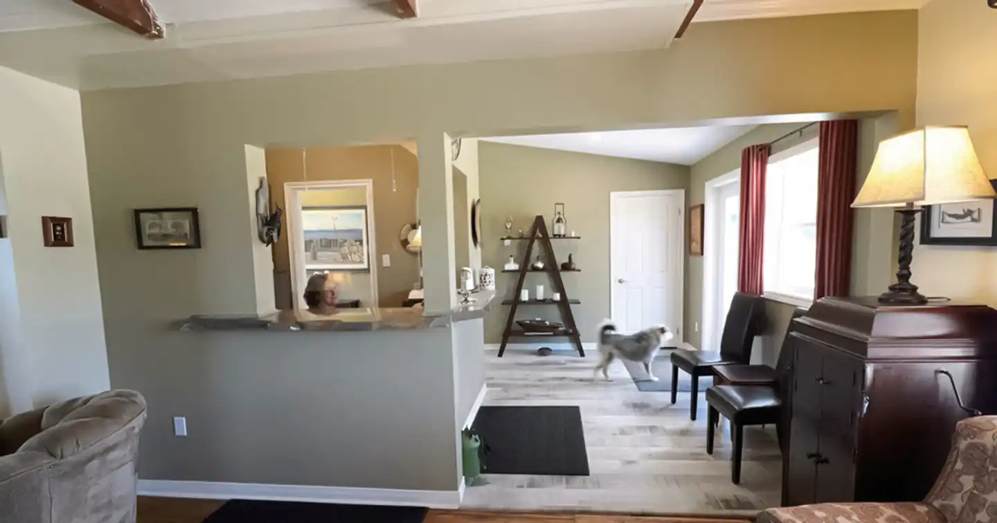 Seawind Landing Country Inn Lobby