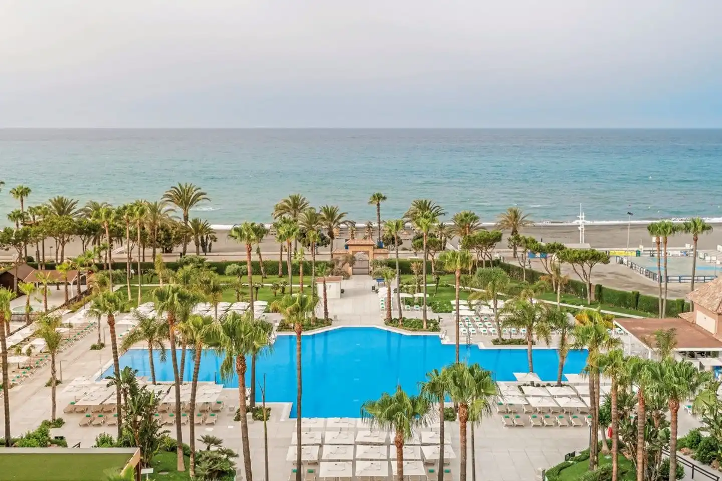 Iberostar Waves Málaga Playa Pool