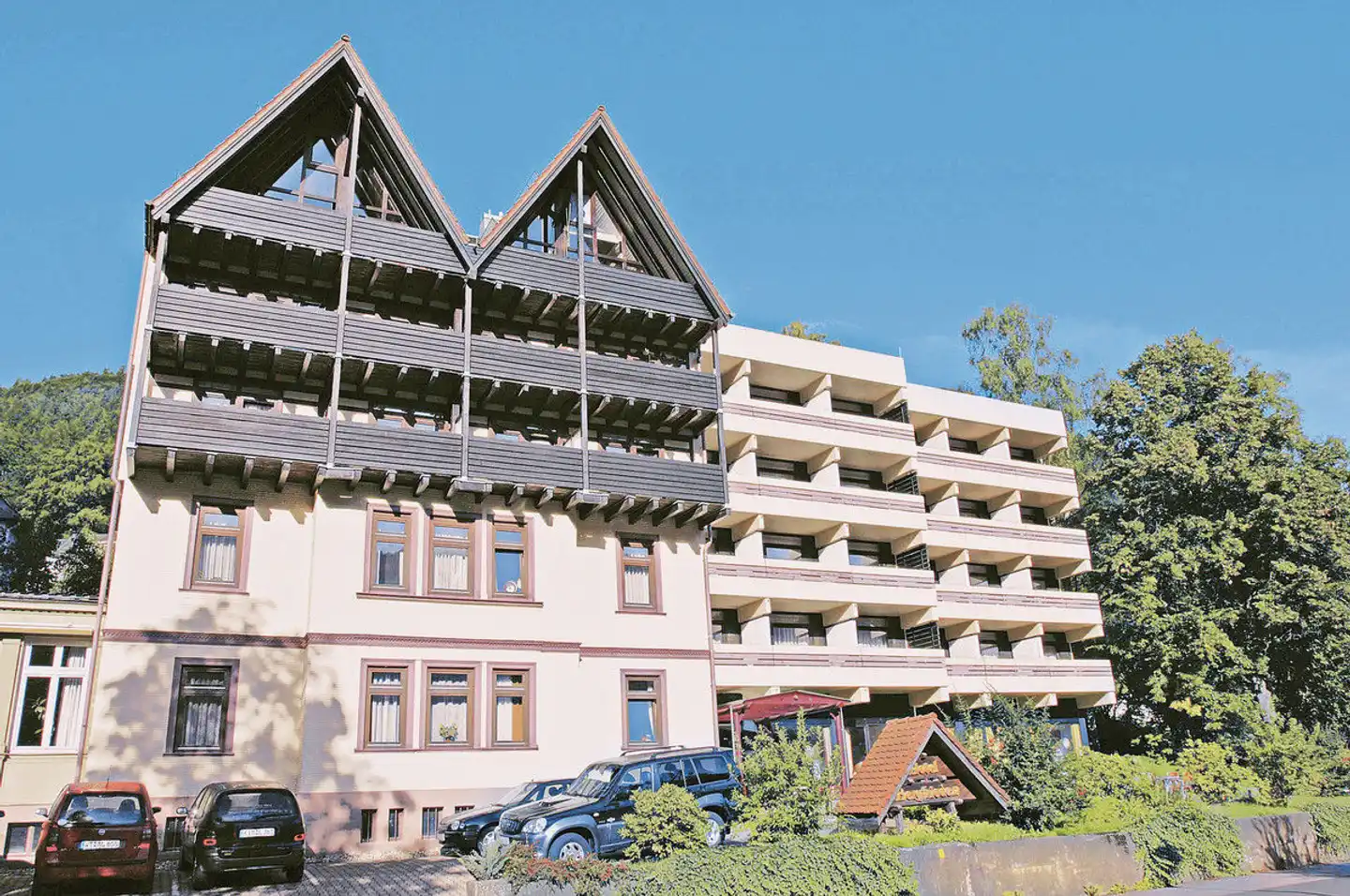 Hotel Bergfrieden Aussenansicht