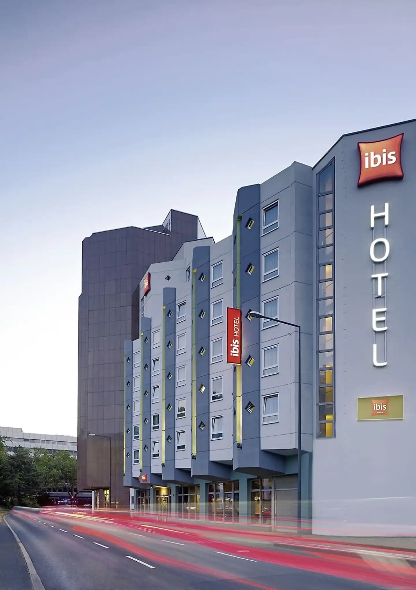 ibis Köln Centrum Aussenansicht