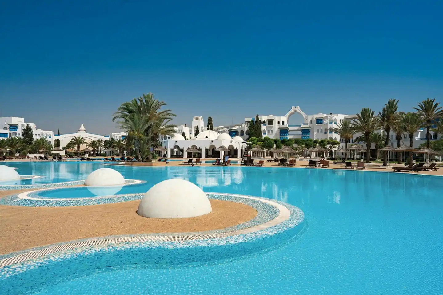 The Mirage Resort & Spa Pool