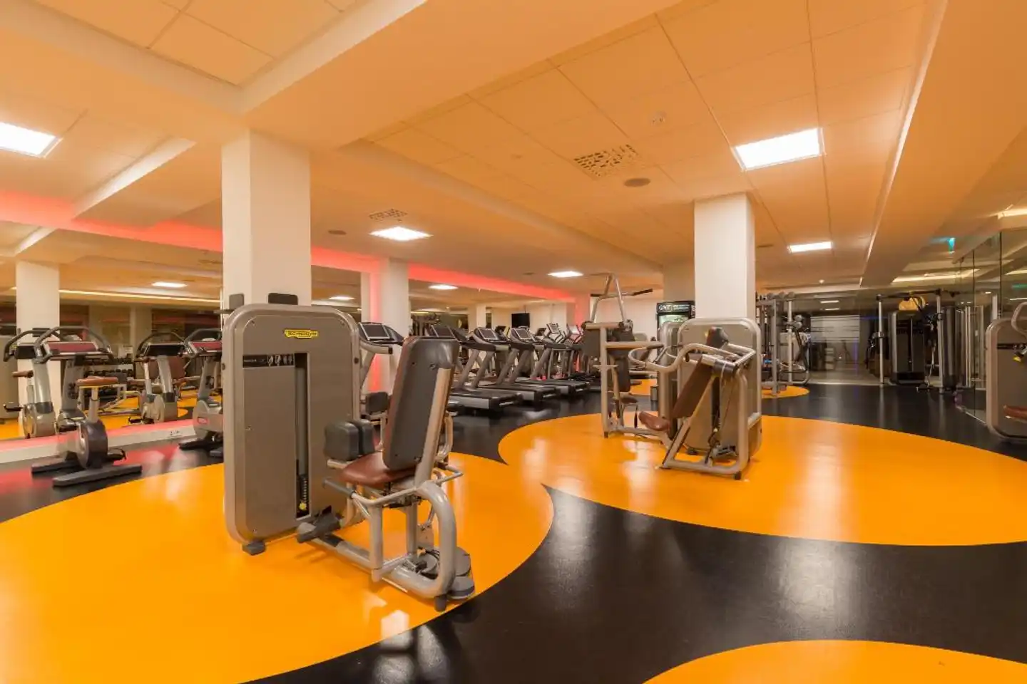 Leonardo Royal Hotel Den Haag - Promenade Sport und Entertainment
