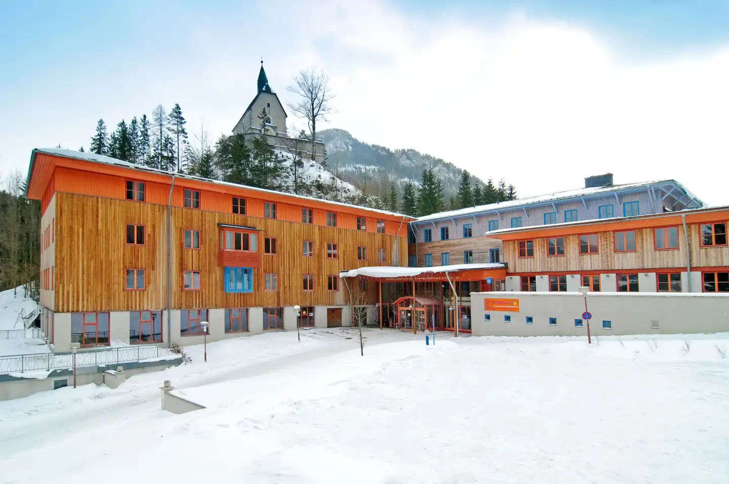 JUFA Hotel Mariazell Aussenansicht
