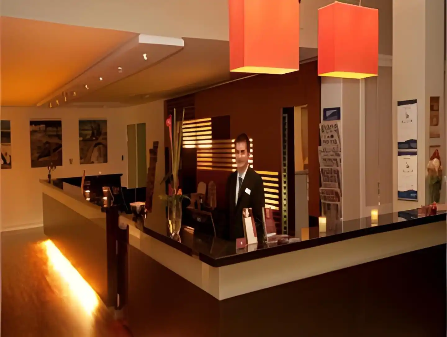 Vier Jahreszeiten Zingst Bar