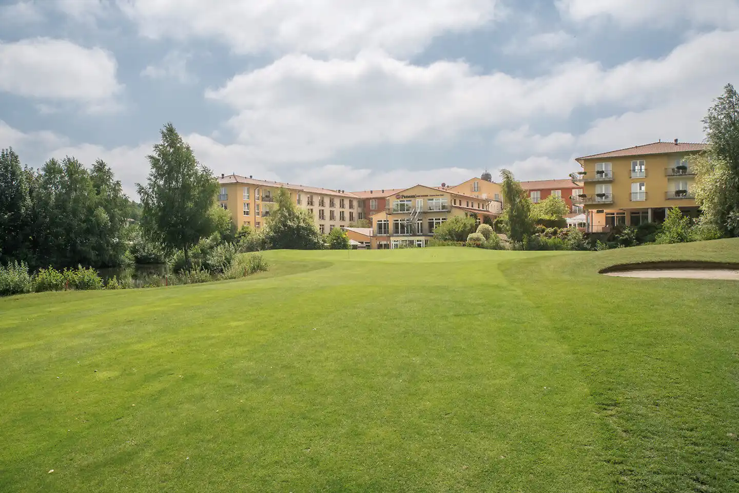 Best Western Premier Castanea Resort Hotel Aussenansicht