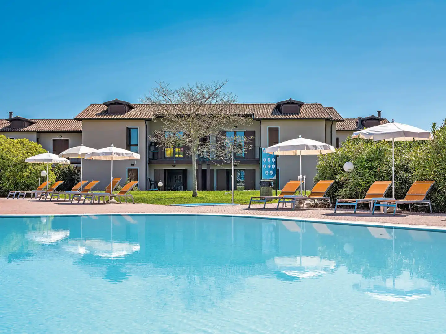Residence Eden Pool