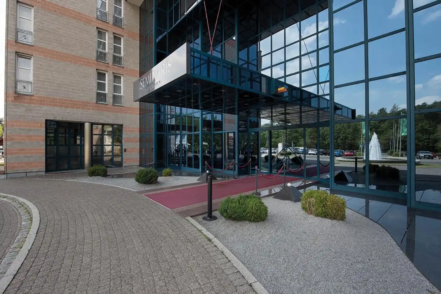 Seminaris Hotel Nürnberg Aussenansicht