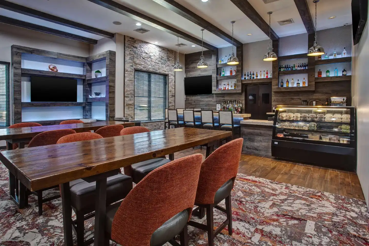 Hampton Inn & Suites Newark Airport Elizabeth Bar