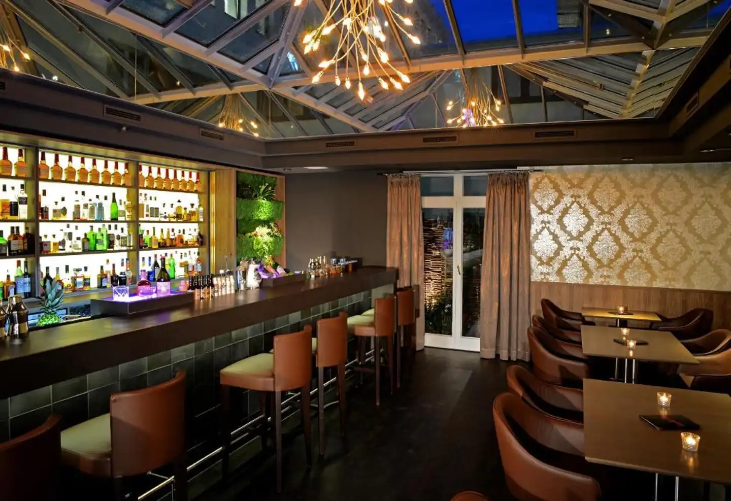 Best Western Premier Hotel Victoria Bar
