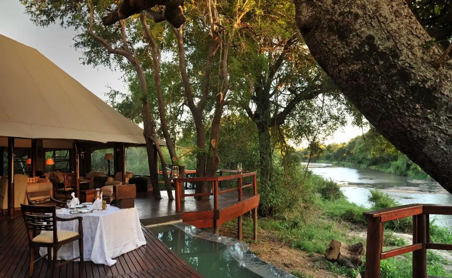 Hamiltons Tented Camp Terrasse