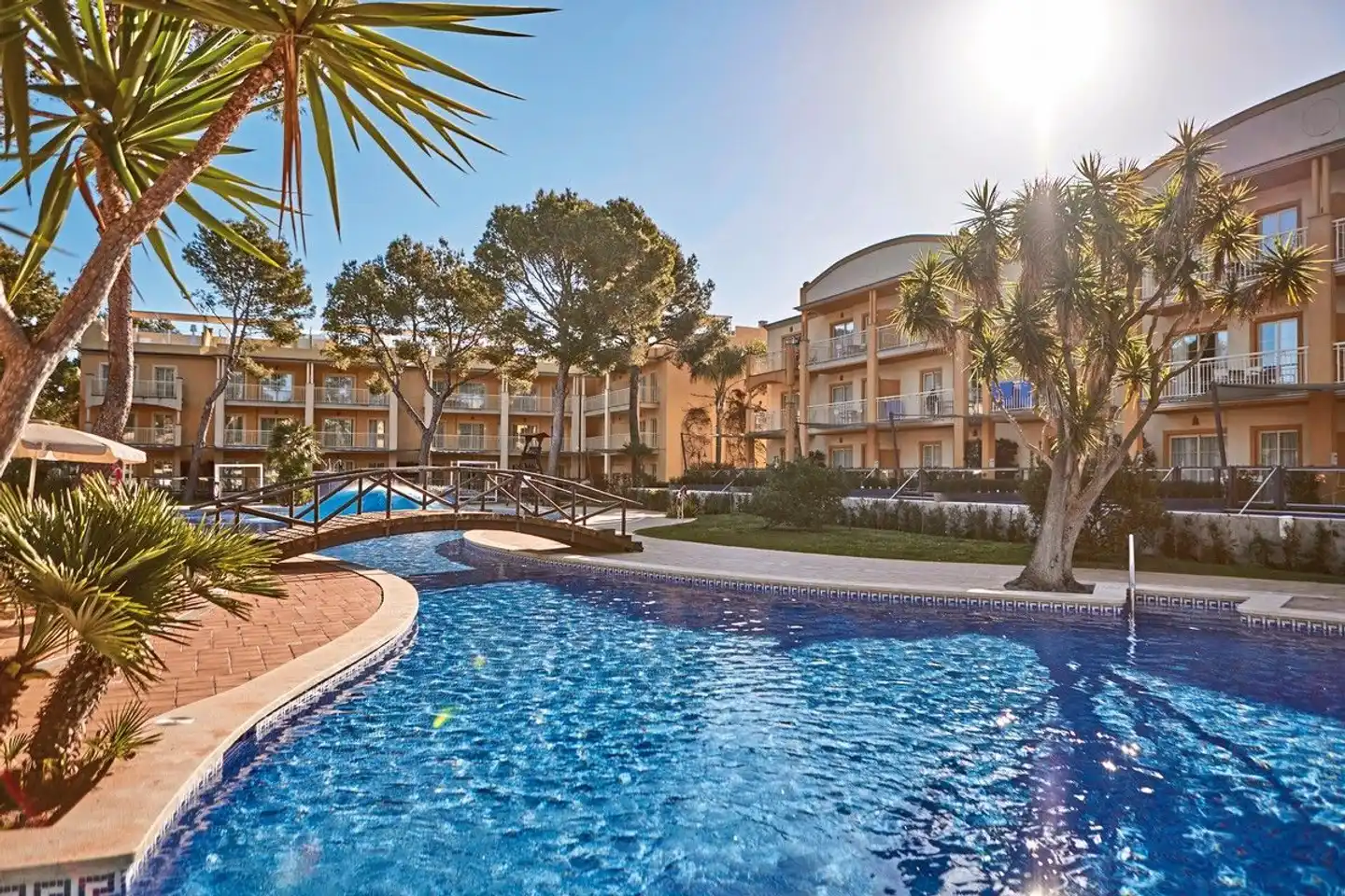 Zafiro Mallorca Pool