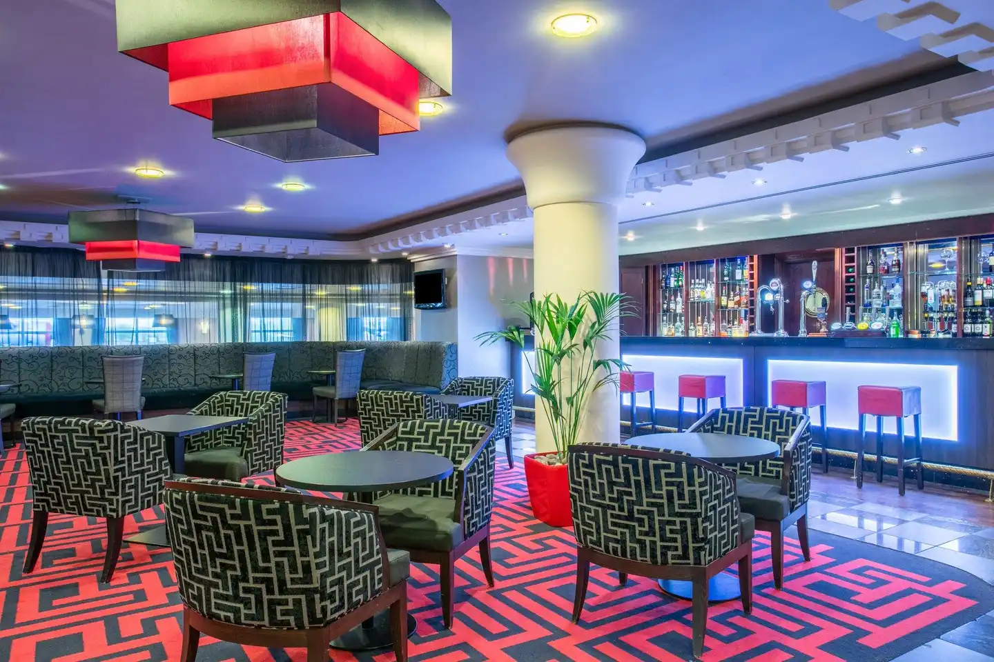 Crowne Plaza Liverpool John Lennon Airport Bar