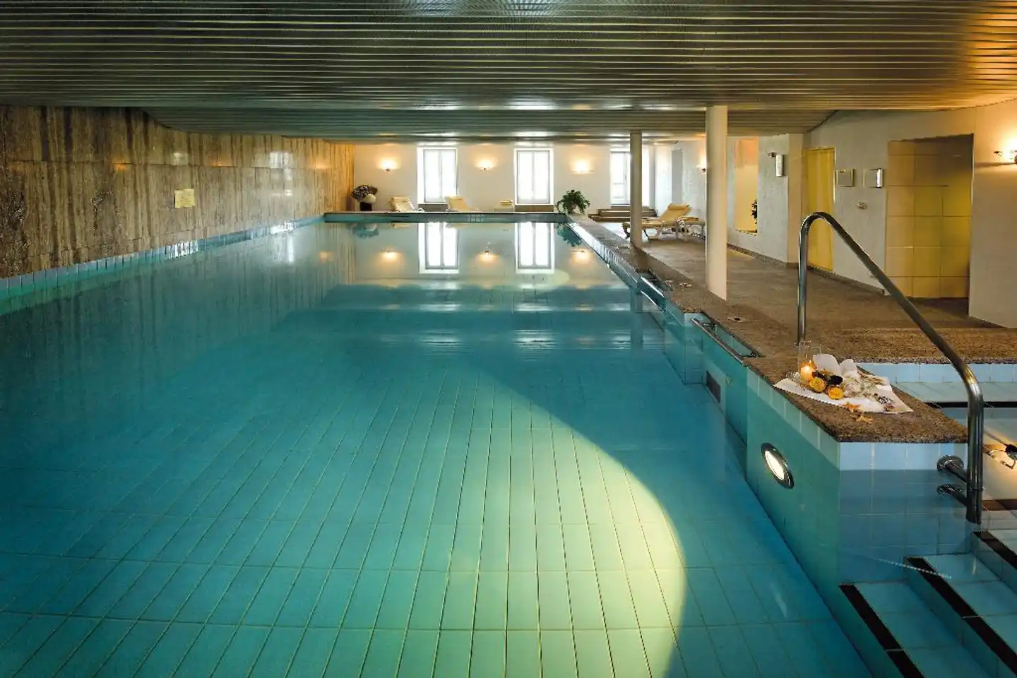 National Hallenbad