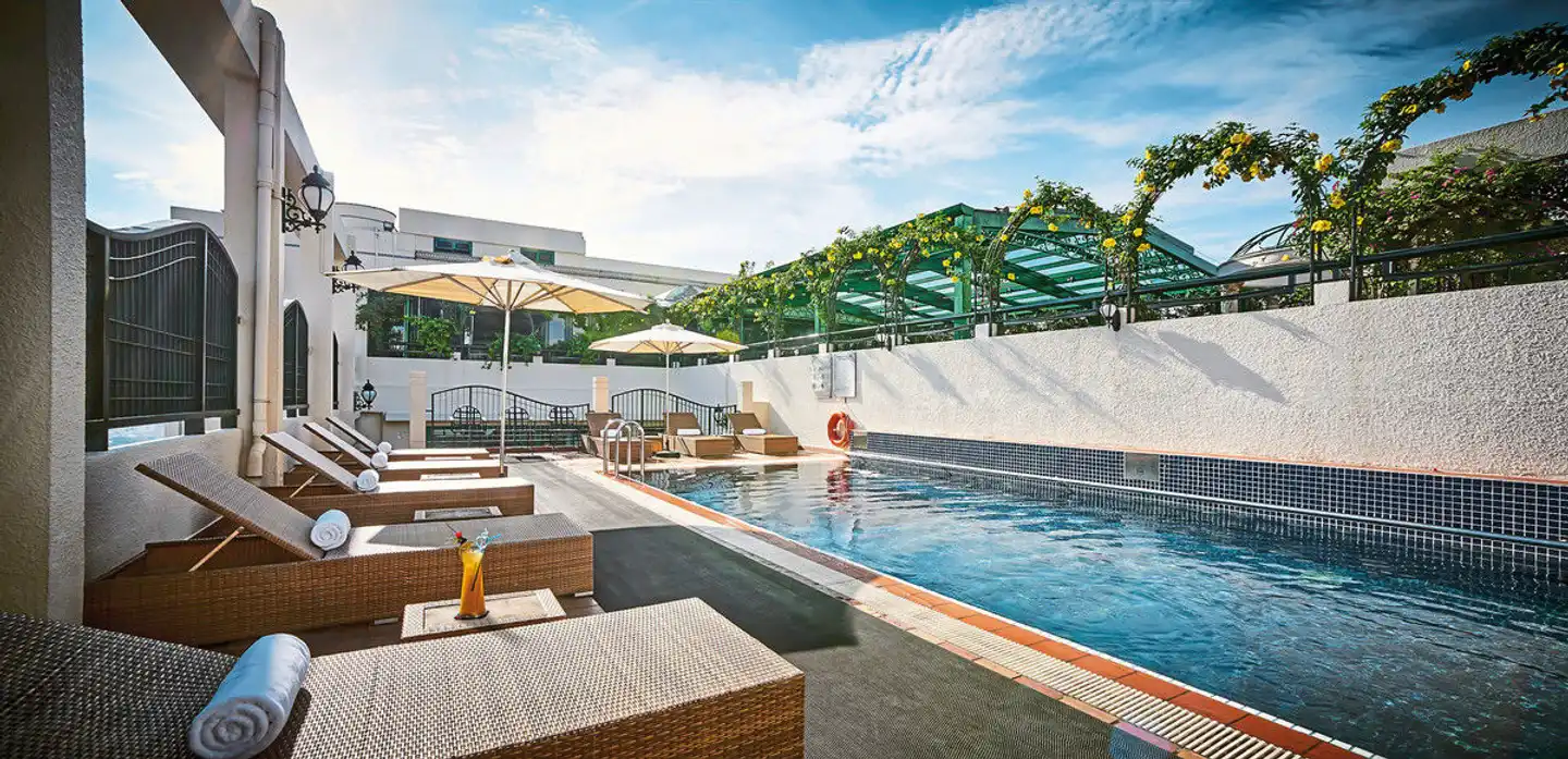 Windsor Plaza Hotel Pool